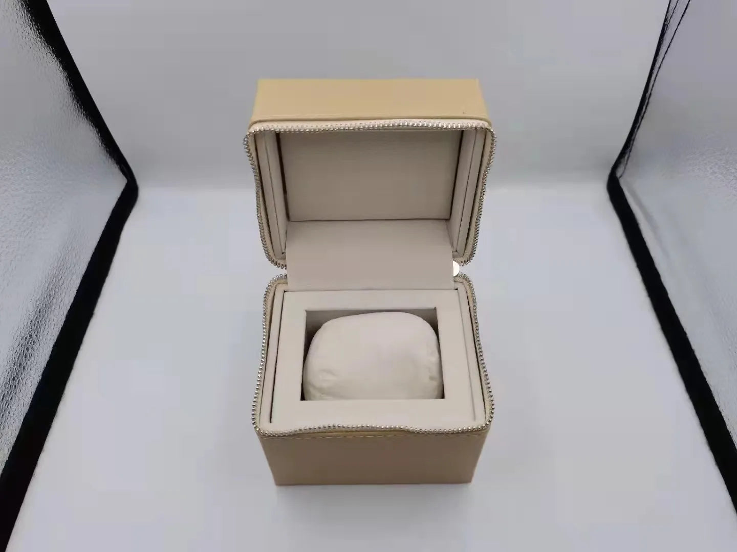 Louis Vuitton Watch Travel Pouch | Watch Travel Pouch